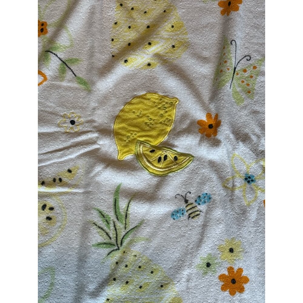 Two Beach Towels & Amanda Smith Woven Beach Tote Set⛱️PRICE IS FIRM⛱️ - Picture 9 of 15